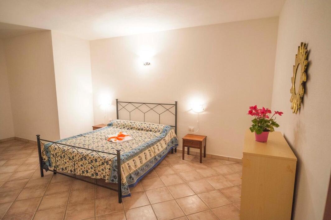 Residence Lu Soli Budoni Affitti Экстерьер фото